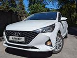 Hyundai Accent 2021 года за 7 200 000 тг. в Алматы – фото 2