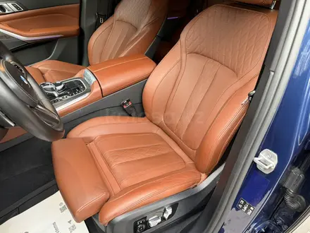 BMW X5 2021 года за 44 000 000 тг. в Астана – фото 26