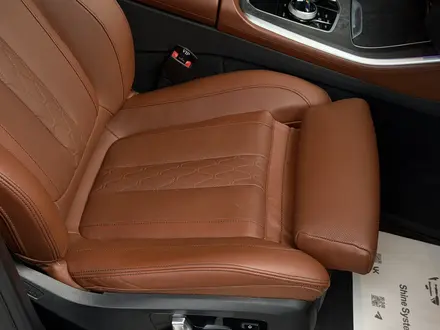 BMW X5 2021 года за 44 000 000 тг. в Астана – фото 32