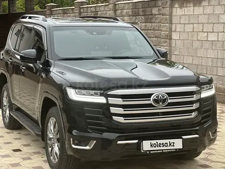 Toyota Land Cruiser 2023 года за 55 000 000 тг. в Алматы – фото 3