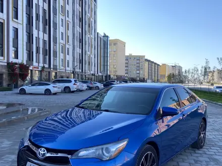 Toyota Camry 2015 года за 6 800 000 тг. в Актау