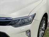 Toyota Camry 2017 года за 11 500 000 тг. в Шымкент – фото 2