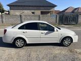 Daewoo Gentra 2014 года за 3 200 000 тг. в Шымкент – фото 4