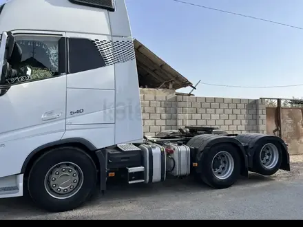 Volvo  F-Series 2019 года за 52 000 000 тг. в Шымкент – фото 4