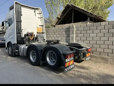 Volvo  F-Series 2019 года за 52 000 000 тг. в Шымкент – фото 5