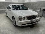 Mercedes-Benz E 55 AMG 2001 года за 11 000 000 тг. в Атырау
