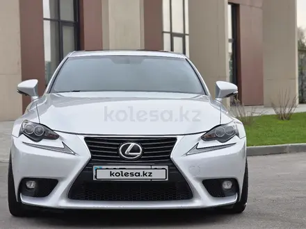 Lexus IS 200t 2016 года за 16 000 000 тг. в Алматы