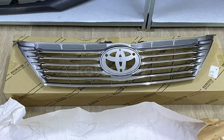 Решетка радиатора Toyota Camry 50 за 120 000 тг. в Астана