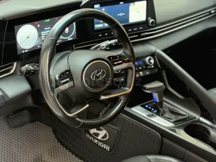 Hyundai Elantra 2021 года за 8 800 000 тг. в Алматы – фото 25