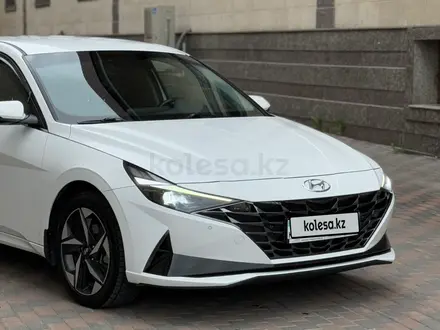 Hyundai Elantra 2021 года за 8 800 000 тг. в Алматы – фото 7
