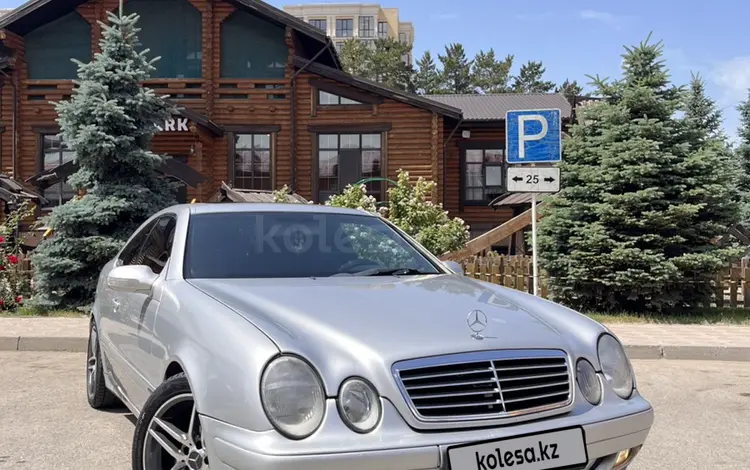 Mercedes-Benz CLK 200 2001 годаfor3 200 000 тг. в Павлодар