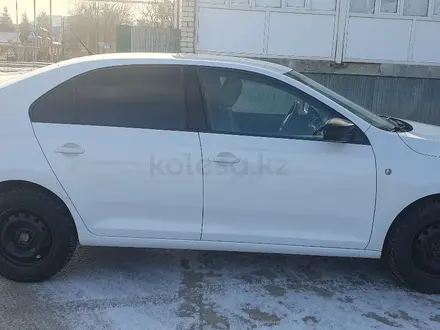 Skoda Rapid 2015 года за 5 200 000 тг. в Уральск – фото 4