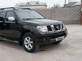 Nissan Navara 2008 года за 7 000 000 тг. в Шымкент – фото 2