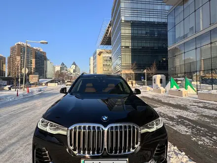BMW X7 2019 года за 43 000 000 тг. в Алматы – фото 2