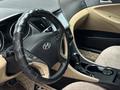 Hyundai Sonata 2012 года за 5 600 000 тг. в Атырау – фото 9