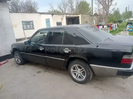 Mercedes-Benz E 200 1988 года за 850 000 тг. в Шымкент – фото 7