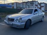Mercedes-Benz E 320 1997 года за 2 200 000 тг. в Астана