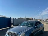 Mercedes-Benz E 240 2004 года за 2 500 000 тг. в Атырау – фото 4