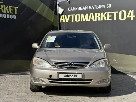 Toyota Camry 2002 года за 4 200 000 тг. в Актобе – фото 2