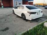 Toyota Camry 2018 года за 13 700 000 тг. в Аягоз – фото 4