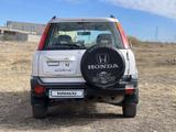 Honda CR-V 1999 года за 3 700 000 тг. в Караганда – фото 2
