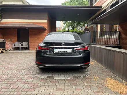 Lexus ES 250 2022 года за 20 300 000 тг. в Алматы – фото 6
