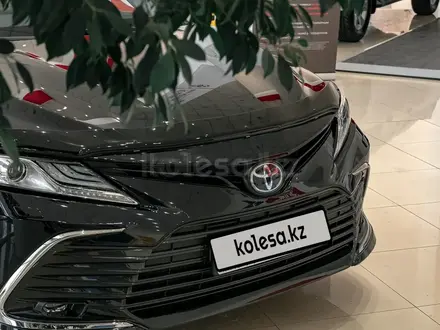 Toyota Camry Luxe 2024 года за 20 500 000 тг. в Караганда – фото 4