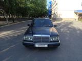 Mercedes-Benz E 220 1993 года за 2 400 000 тг. в Алматы – фото 2
