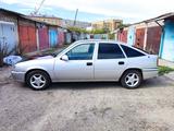 Opel Vectra 1992 года за 900 000 тг. в Семей – фото 2