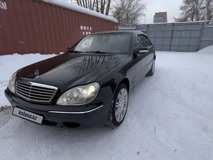Mercedes-Benz S 320 2002 года за 5 700 000 тг. в Петропавловск – фото 15