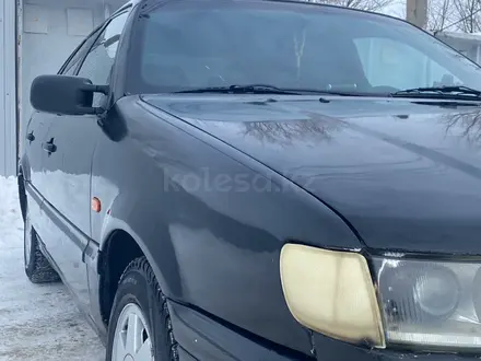 Volkswagen Passat 1995 года за 1 750 000 тг. в Уральск – фото 2