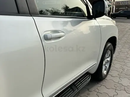 Toyota Land Cruiser Prado 2013 года за 15 950 000 тг. в Алматы – фото 12