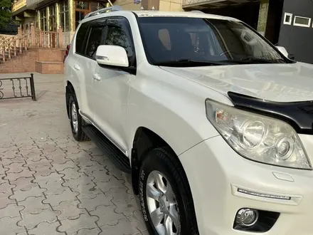 Toyota Land Cruiser Prado 2013 года за 15 950 000 тг. в Алматы – фото 15