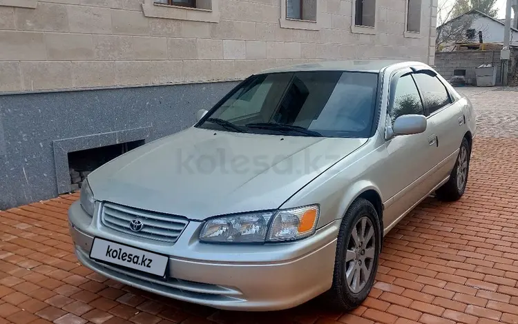 Toyota Camry 2001 года за 3 500 000 тг. в Туркестан