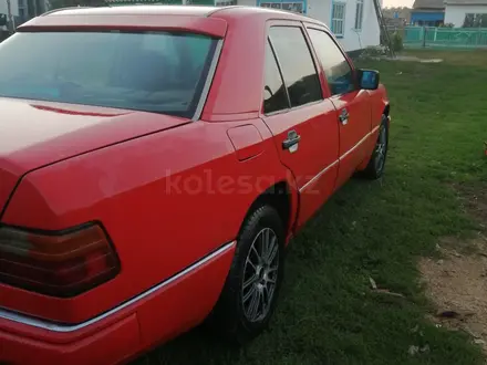 Mercedes-Benz E 300 1991 года за 1 300 000 тг. в Темиртау – фото 9