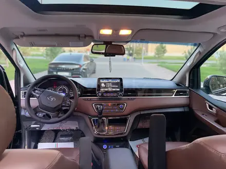 VIP Такси МИКРОАВТОБУС МИНИВЭН Toyota Prado 150 Jeep в Алматы – фото 2