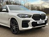 BMW X6 2022 года за 49 000 000 тг. в Астана