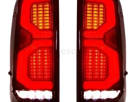 Светодиодные фонари на Toyota Hilux Vigo 2005-2015 г. Дизайн 2021 + за 120 000 тг. в Атырау – фото 5