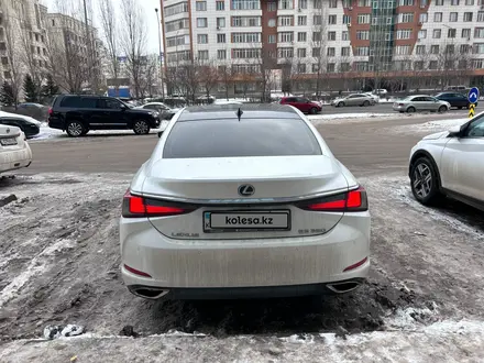 Lexus ES 350 2022 года за 31 200 000 тг. в Астана – фото 7