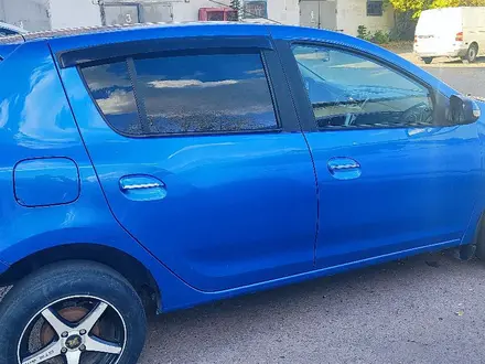 Renault Sandero Stepway 2014 года за 2 700 000 тг. в Караганда – фото 3