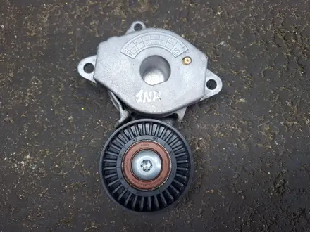 Натяжной ролик Toyota 1NR-FE 1662047030 1.3L Corolla за 8 000 тг. в Алматы – фото 3