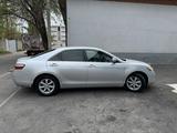 Toyota Camry 2007 года за 6 500 000 тг. в Шымкент – фото 2