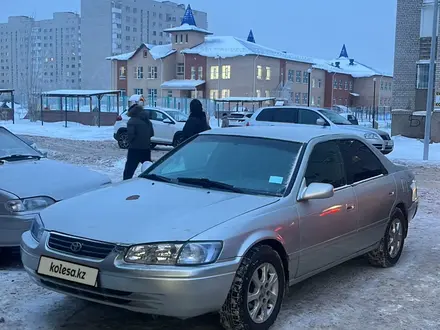 Toyota Camry 2001 года за 3 300 000 тг. в Астана – фото 3