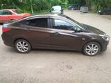 Hyundai Solaris 2014 года за 4 900 000 тг. в Петропавловск – фото 3