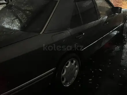 Mercedes-Benz E 280 1995 года за 2 000 000 тг. в Алматы – фото 4