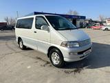 Toyota HiAce Regius 1998 года за 3 000 000 тг. в Алматы