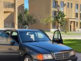 Mercedes-Benz C 280 1994 года за 2 000 000 тг. в Туркестан – фото 2