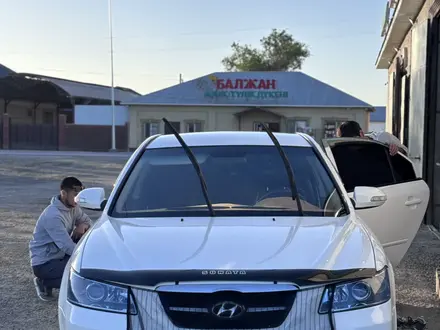Hyundai Sonata 2006 года за 3 800 000 тг. в Кызылорда – фото 2