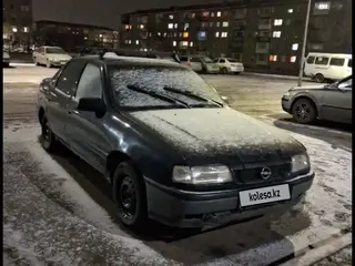 Opel Vectra, 1992