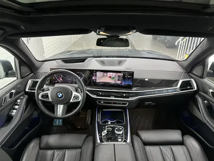 BMW X7 2023 года за 65 000 000 тг. в Астана – фото 26